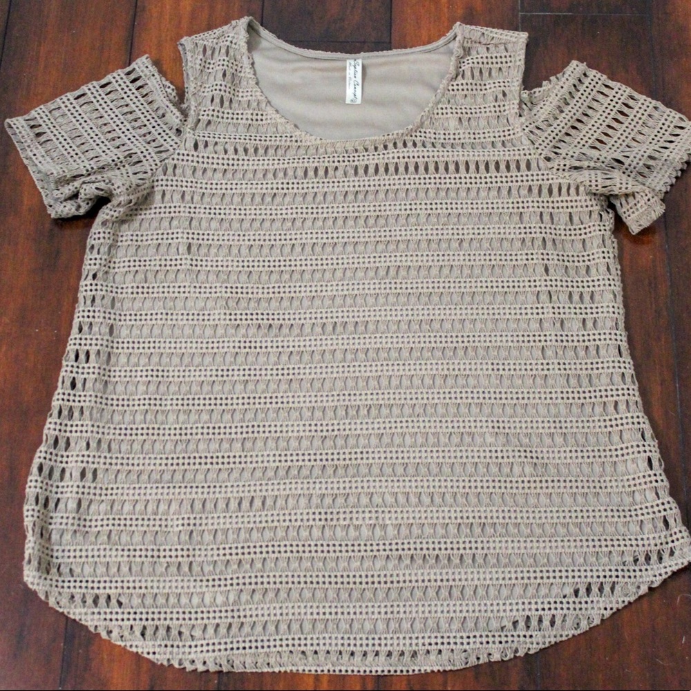 Lace cold shoulder top